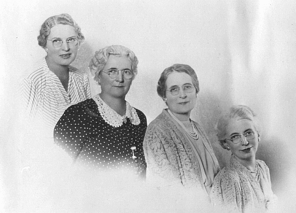 MILO AND BELLE DAUGHTERS, CARRIE, ALTA, EMMA, FLORENCE